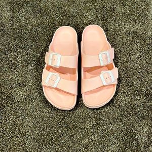 Plastic slippers peach worn once inside size 7